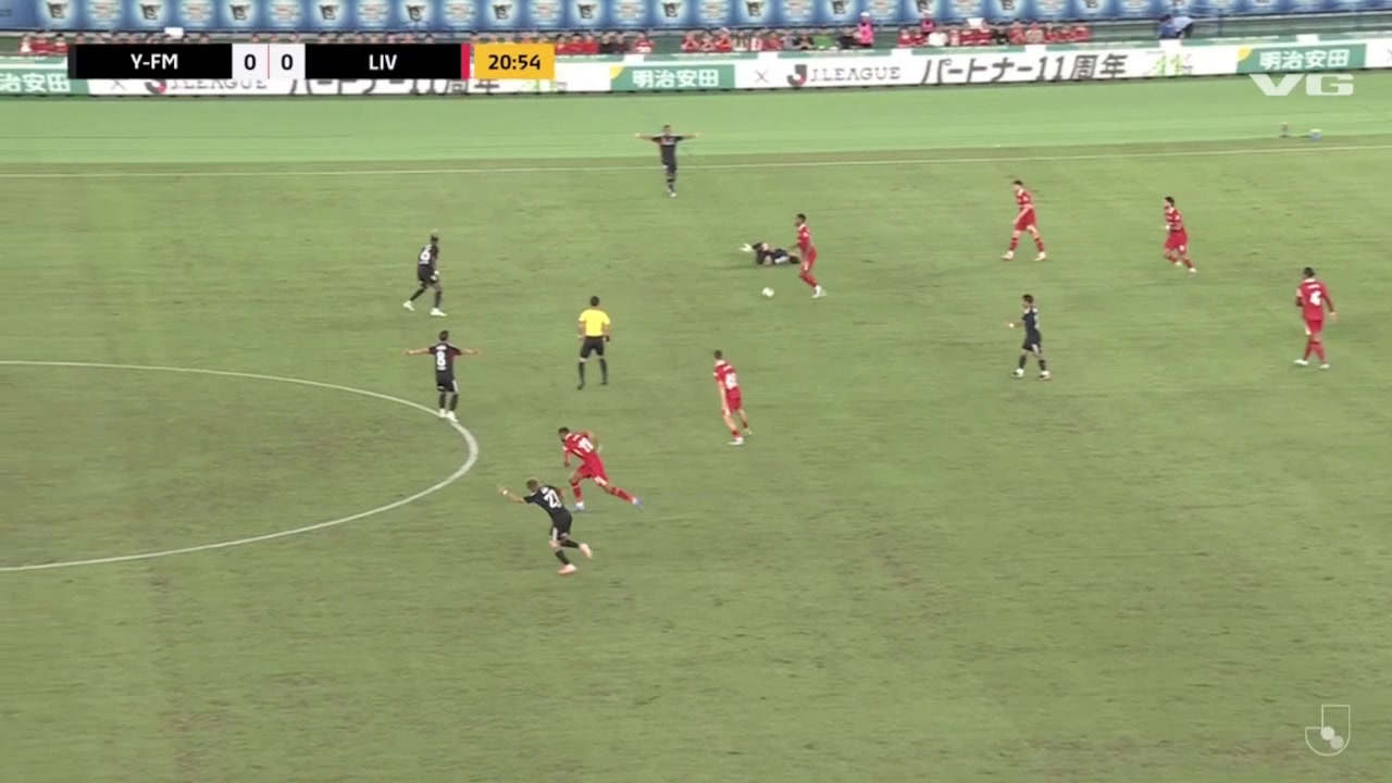 可惜啊薩拉赫送出絕妙傳球加克波錯(cuò)失良機(jī)