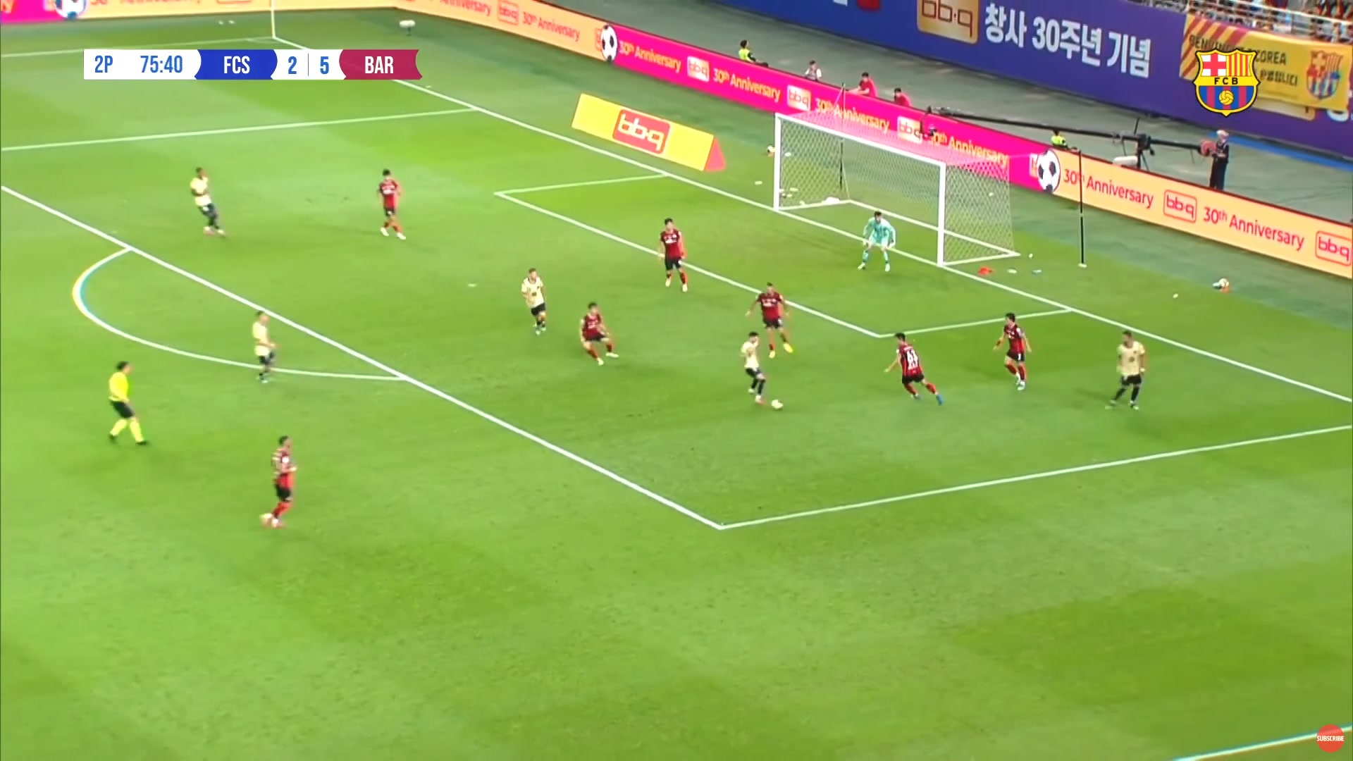 一下就過去了加維精彩轉身過人低射破門巴薩6-2領先首爾