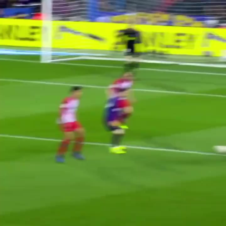 無(wú)解的存在或許只有犯規(guī)才能阻止19年的梅西