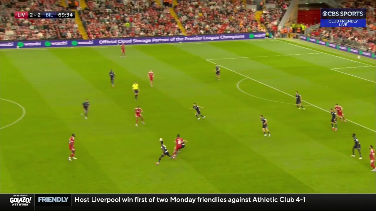 利物浦3-2畢巴加克波禁區(qū)內(nèi)連續(xù)晃動抽射破門雙響