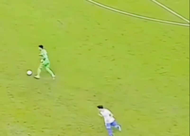 劉殿座之前玩花活過(guò)人贏得全場(chǎng)歡呼而王大雷這次直接玩砸了