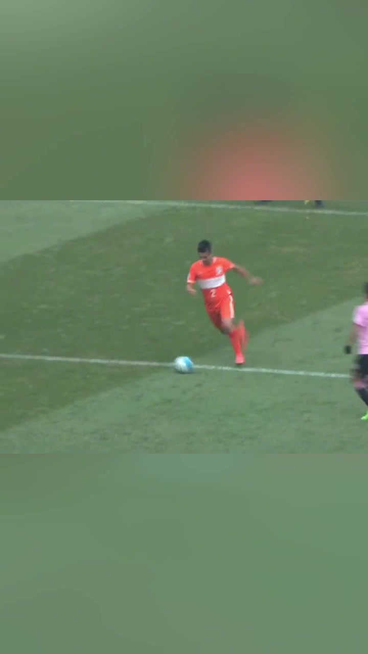 有沒(méi)有驚艷到你當(dāng)年趙明劍亞冠的外腳背破門