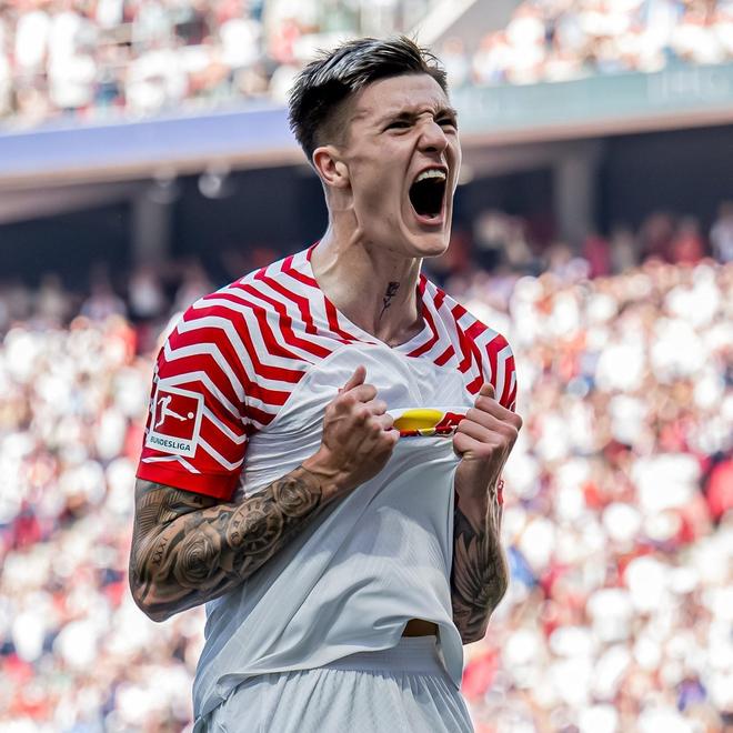 記者：萊比錫意外曼聯(lián)競購紐卡謝什科