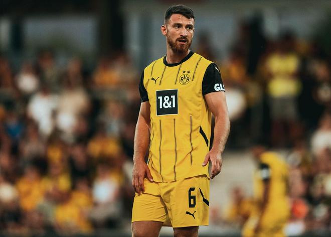 體圖：厄茲詹計(jì)劃留隊(duì)新賽季