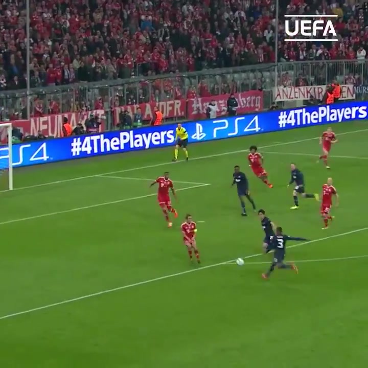 回憶殺埃弗拉面對拜仁的世界波