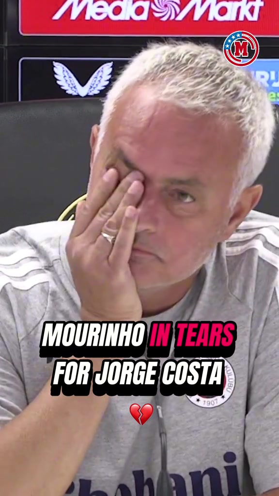 真情流露穆里尼奧發(fā)布會(huì)落淚悼念愛徒科斯塔