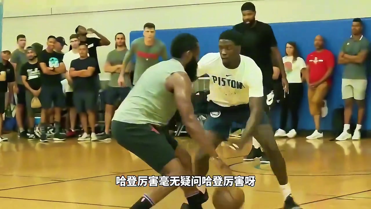 巔峰麥迪和哈登楊毅哈登厲害麥迪雖高動(dòng)作飄逸還是靠外邊投