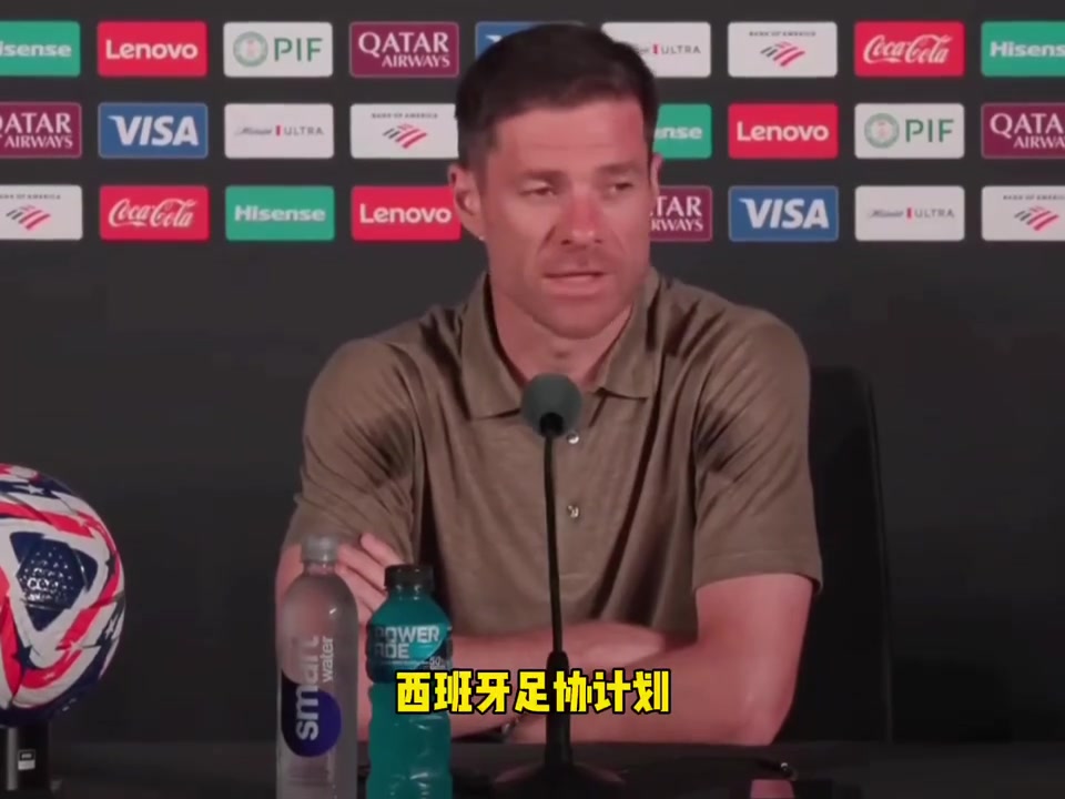 皇馬堅(jiān)決反對向國際足聯(lián)申請不批準(zhǔn)巴薩vs黃潛這場海外賽