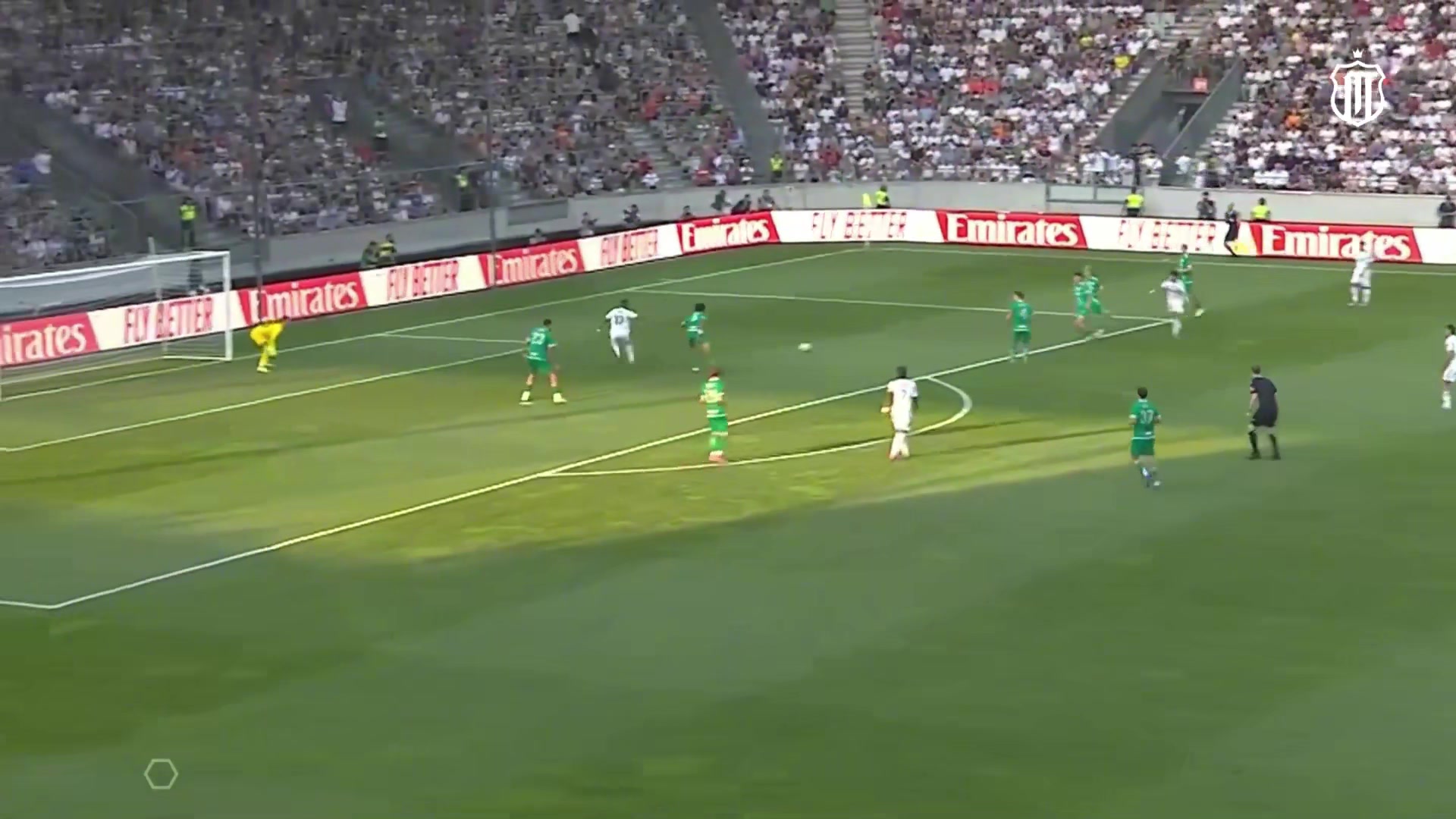 狀態(tài)不錯啊姆巴佩上下半場各進(jìn)一球最后還為羅德里戈送助攻