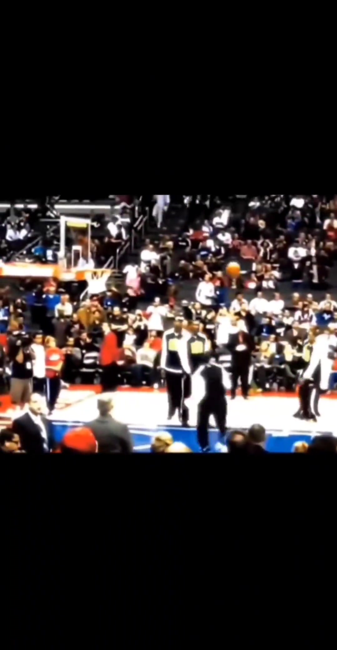 詹姆斯年輕時(shí)的戰(zhàn)斧應(yīng)該是最權(quán)威的吧