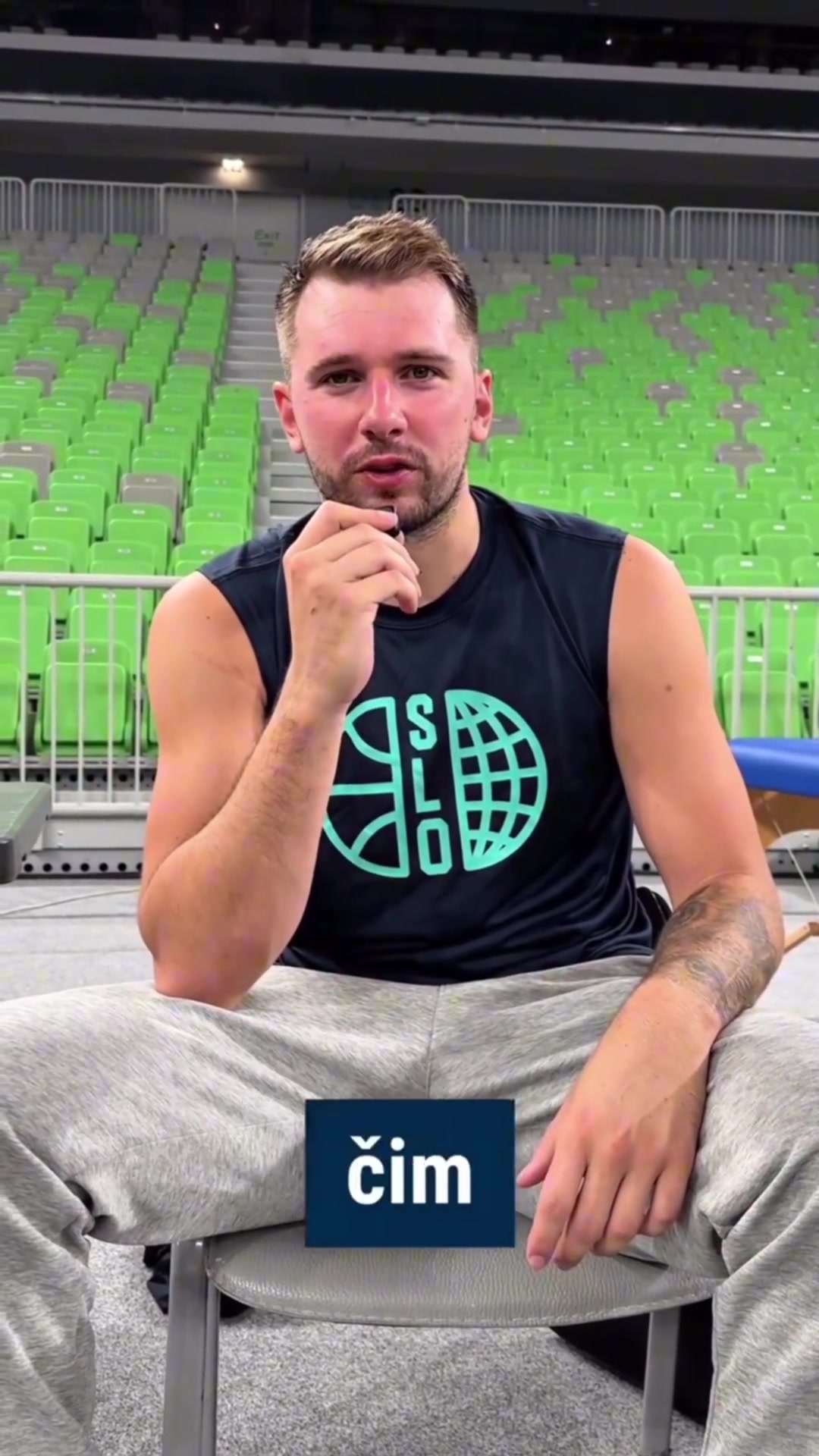 東契奇我明天會在和英國隊的比賽中復(fù)出請為我們加油吧