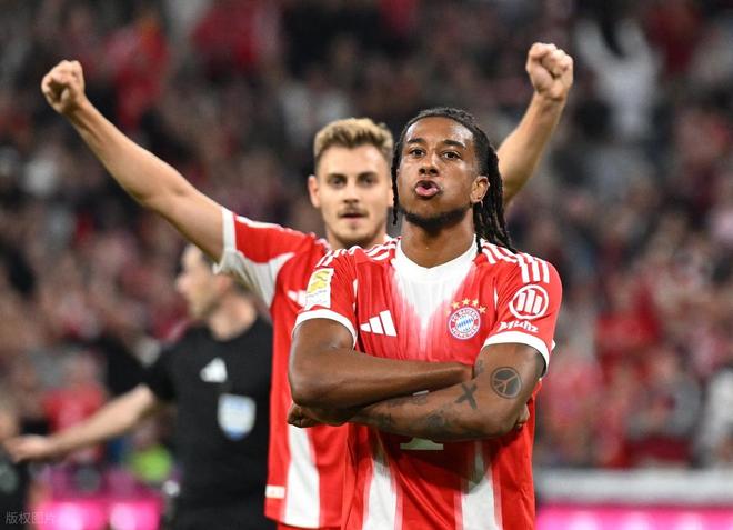 德甲戰(zhàn)報(bào)：凱恩三球領(lǐng)跑，利物浦舊將建功，拜仁大勝領(lǐng)跑。