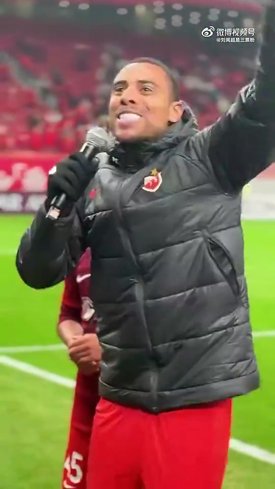 想念奧斯卡海港賽后高呼奧斯卡留下奧斯卡捂臉痛哭不止