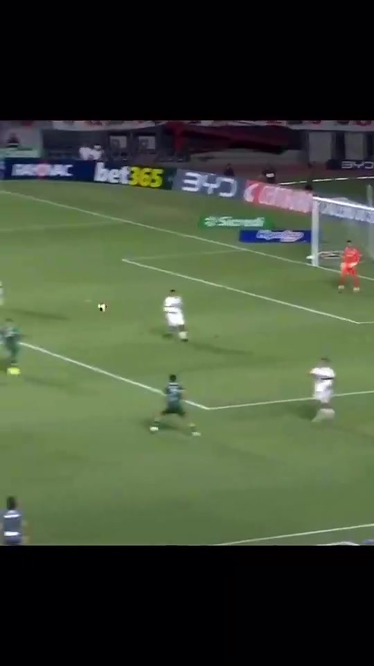 奧斯卡回歸巴甲首戰(zhàn)差點累死網友中超從來沒看他這么喘