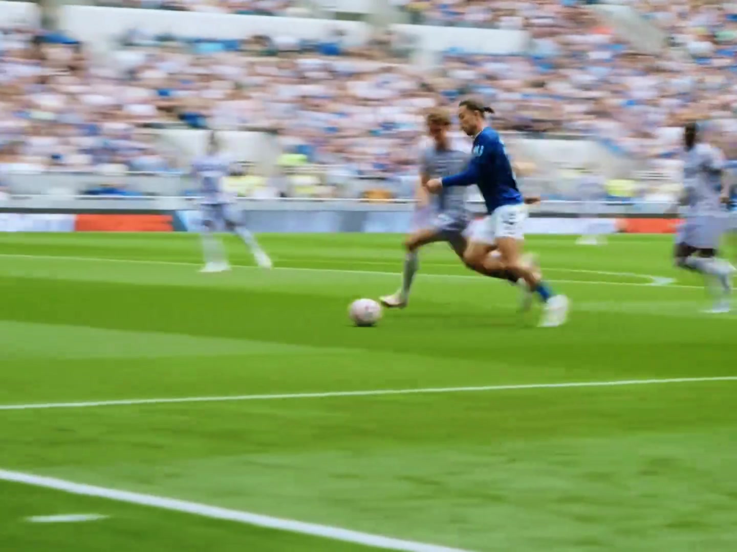 搖起來人到球到格拉利什奉獻(xiàn)助攻雙響