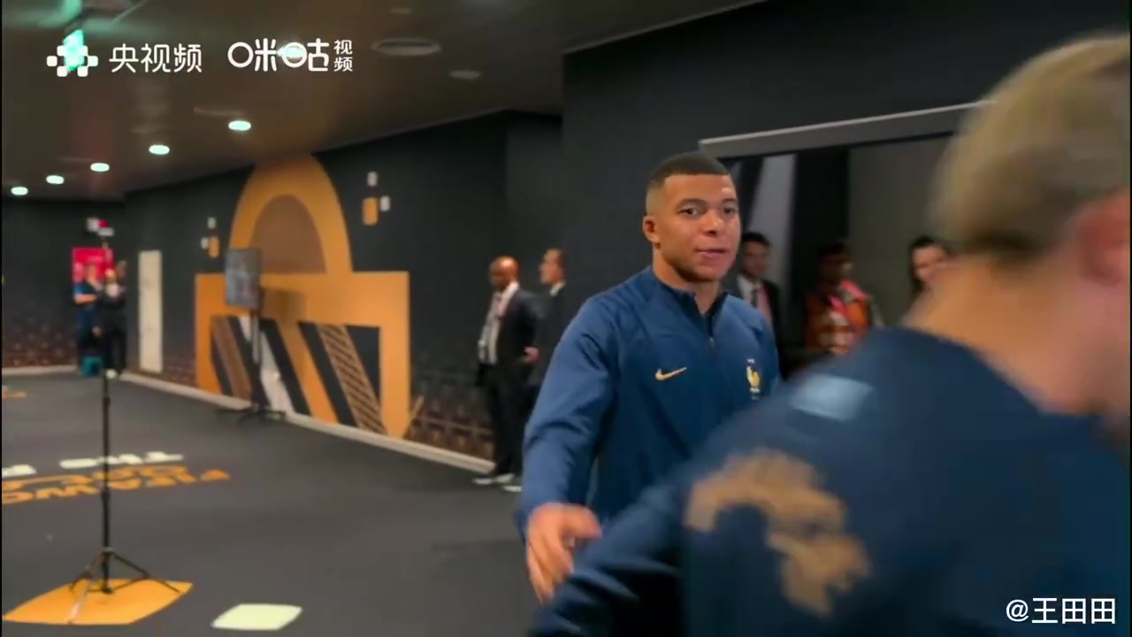 官方的特寫鏡頭已經(jīng)說明了含金量今年會是屬于姆巴佩的一年嗎