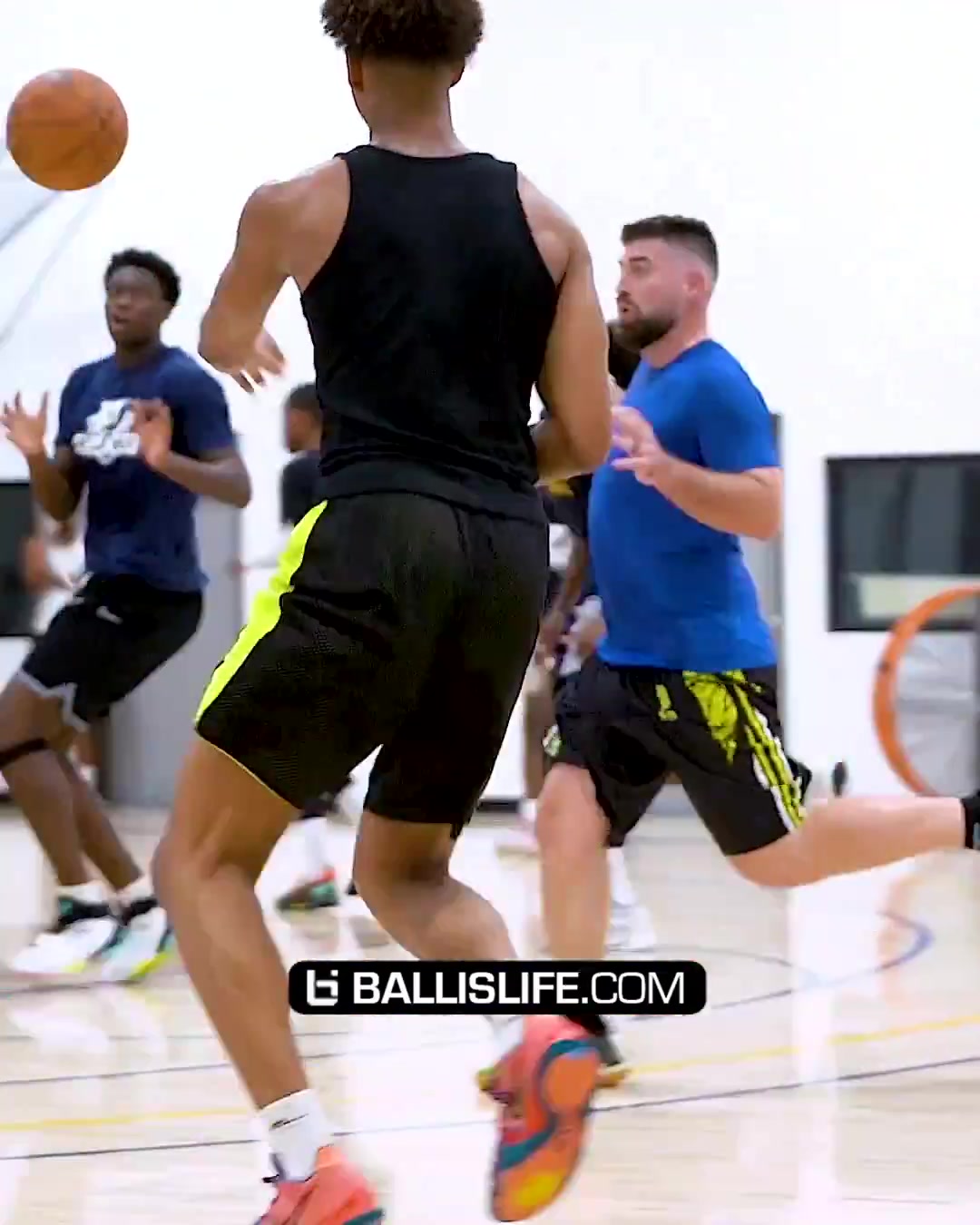 半獸人身體看著依舊勁爆新賽季有望回歸NBA么