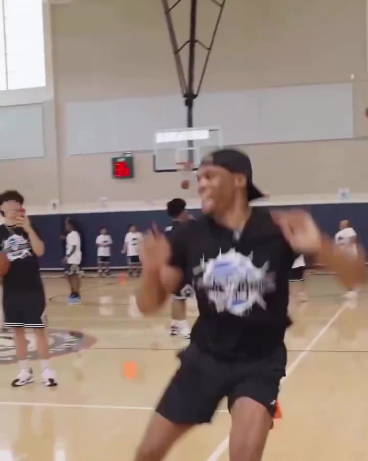 怎么有人工作還沒找到還敢玩這么開心的