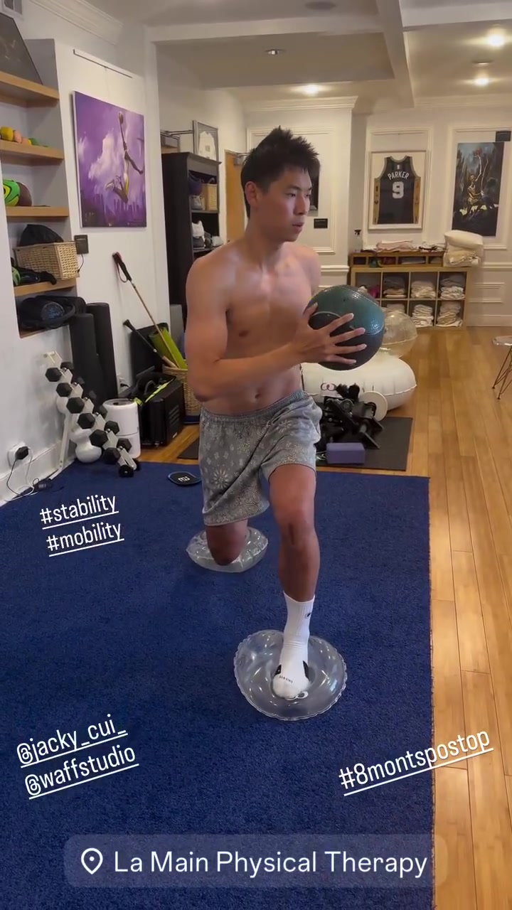 訓練核心和平衡力崔永熙也快好起來脫離傷病了