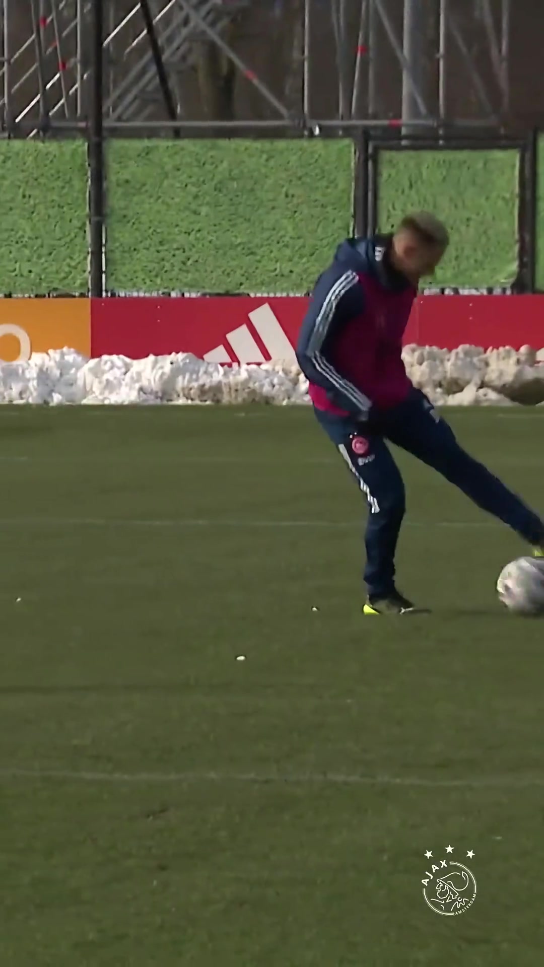 想學(xué)啊我教你啊安東尼絕學(xué)轉(zhuǎn)圈圈