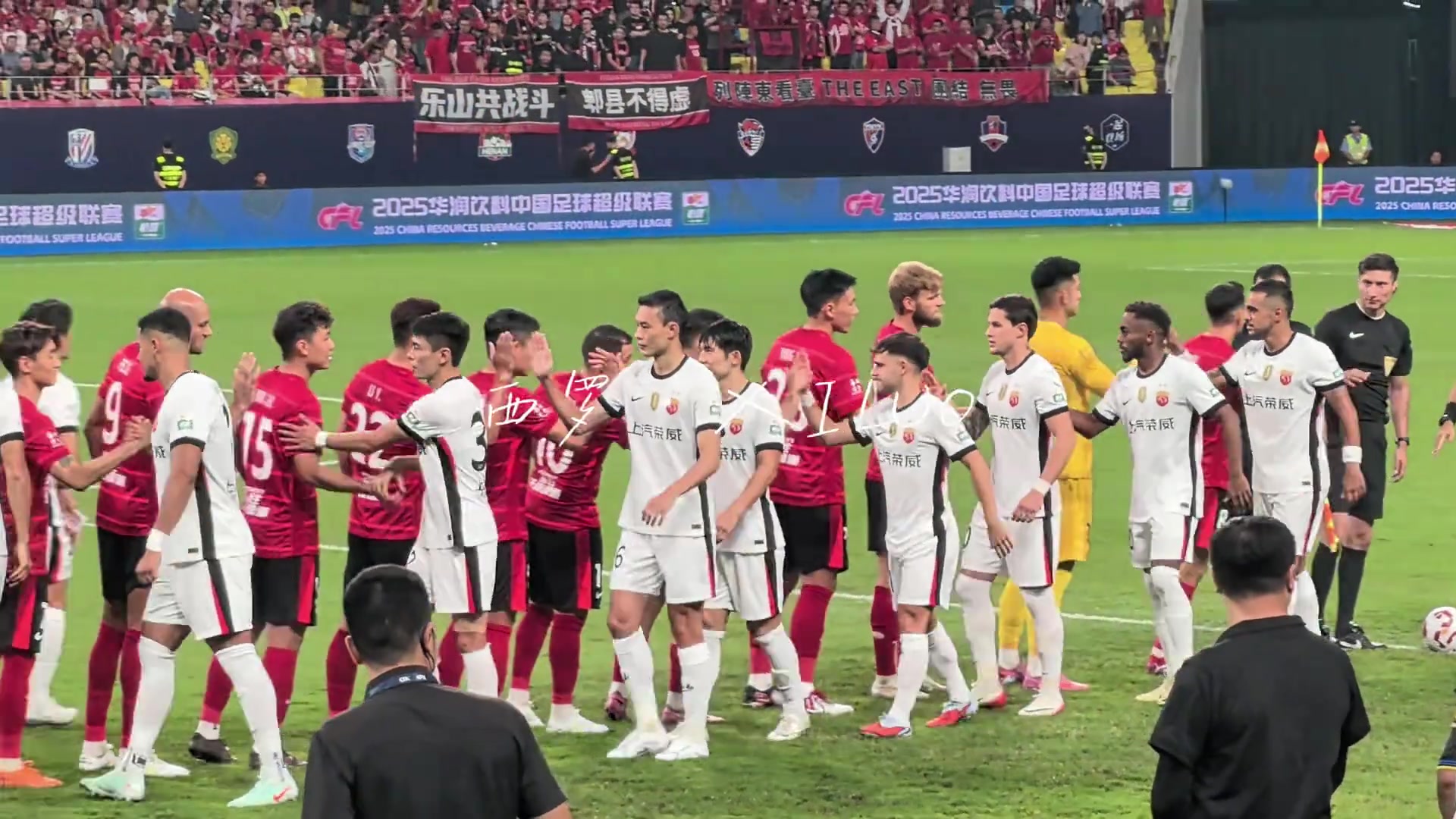 驚 蔣光太賽前竟偷襲國家隊隊友