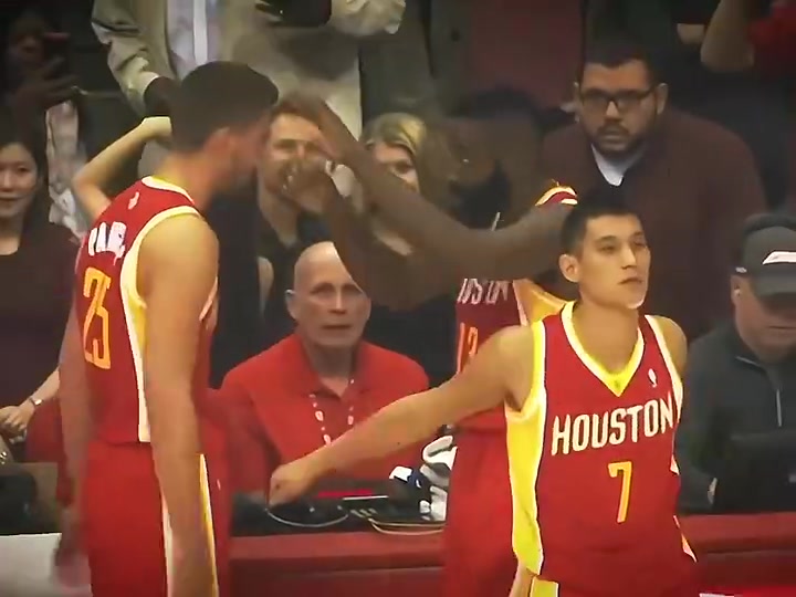 當(dāng)年火箭一道靚麗風(fēng)景線哈登書豪帕森斯獨特的開場儀式