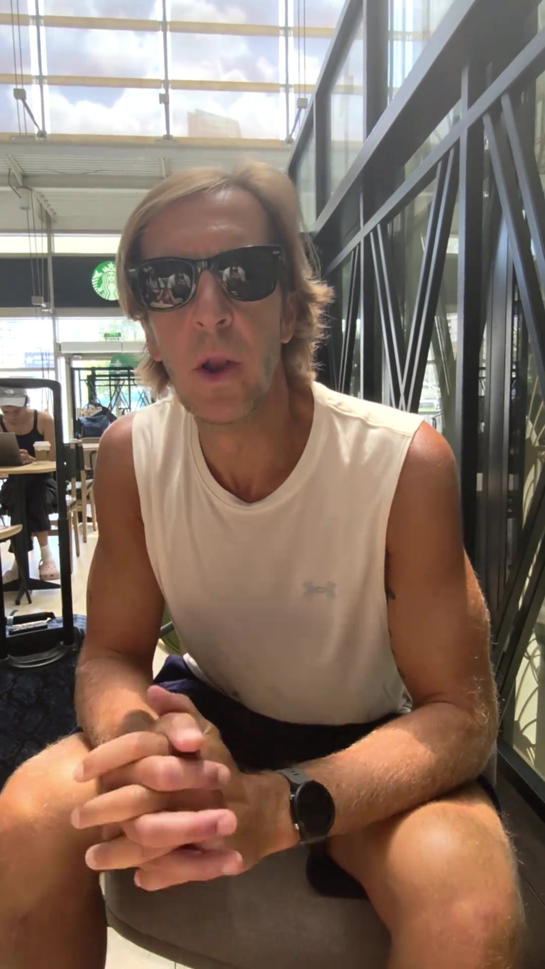 哪找的天才運(yùn)營(yíng)扎卡爾多和安布羅西尼齊唱少女時(shí)代Gee