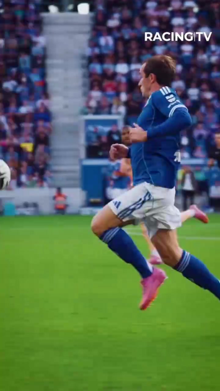 下放子公司奇爾維爾身披斯特拉斯堡球衣戰(zhàn)袍的首次登場(chǎng)