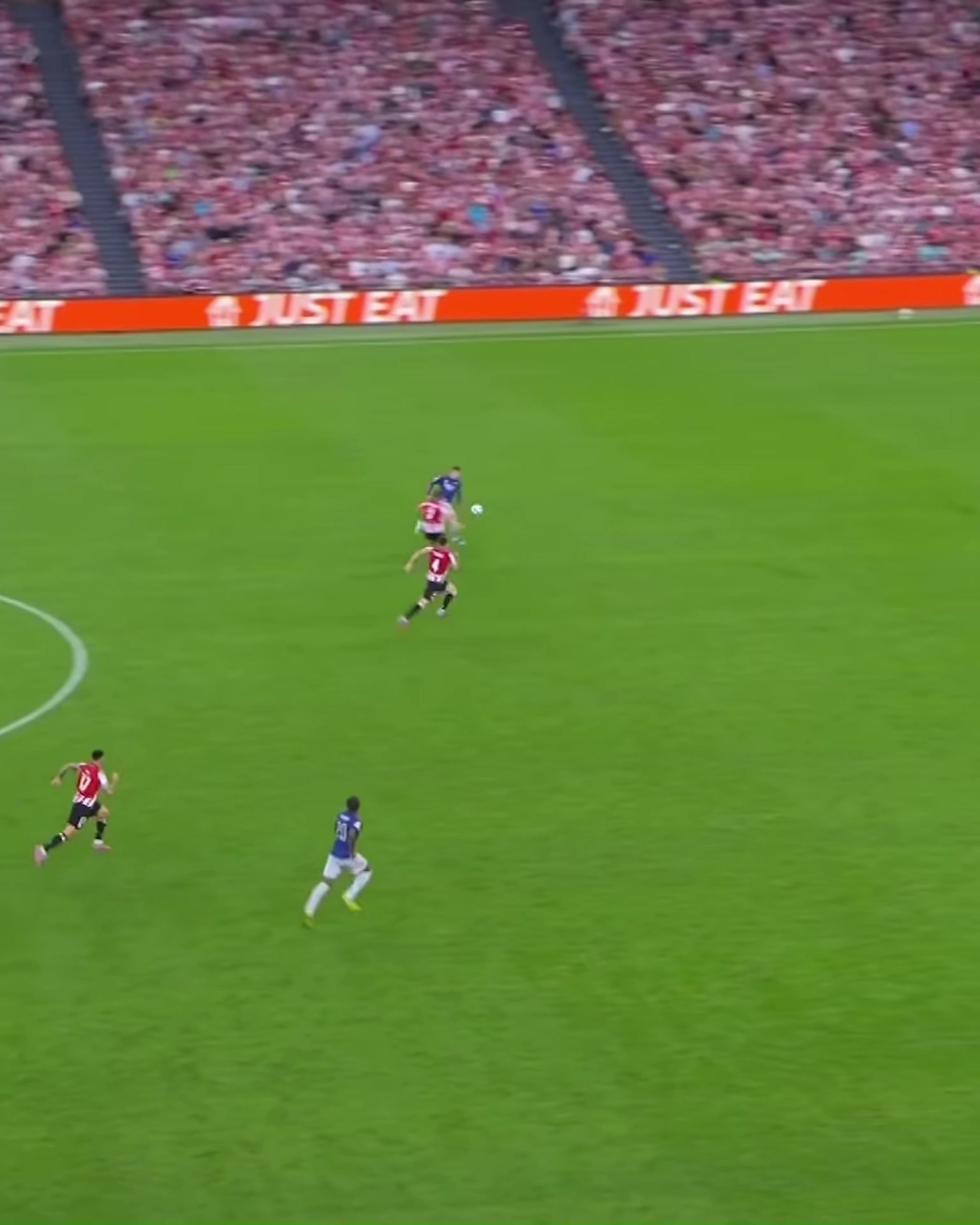 西甲殺手歐冠官方曬馬丁內(nèi)利3次對西甲球隊(duì)單刀破門