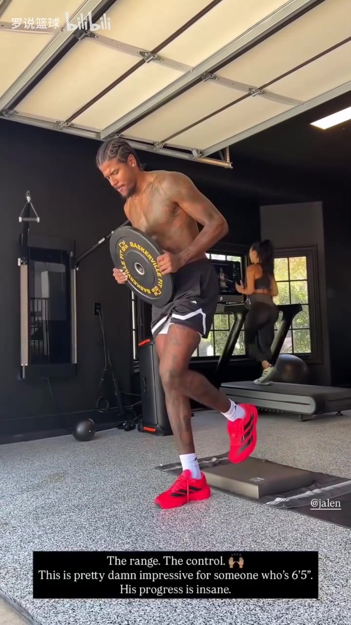 越來越壯格林休賽期持續(xù)苦練新賽季能在太陽(yáng)爆發(fā)嗎