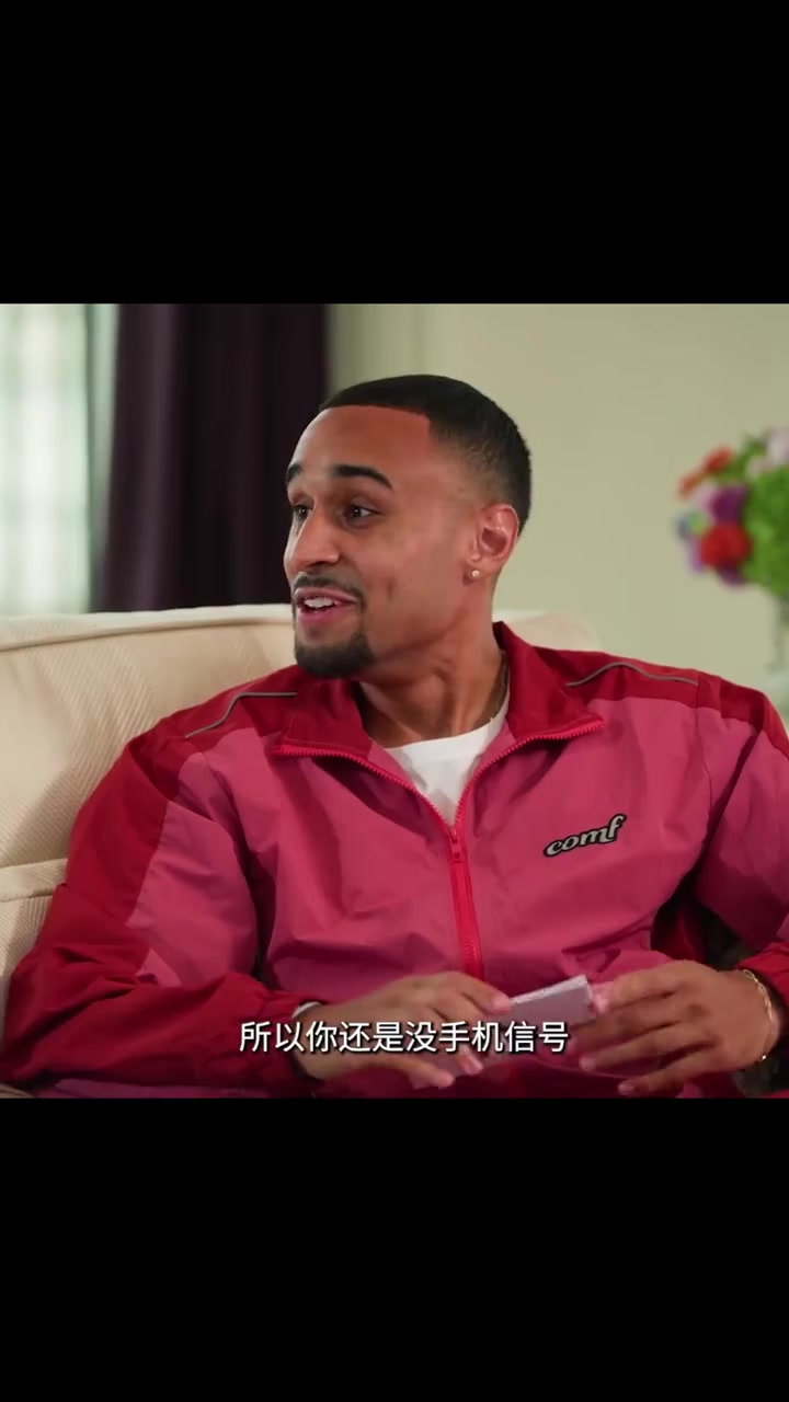不開國(guó)際流量包被調(diào)侃摳詹姆斯中國(guó)行期間只用酒店WiFi