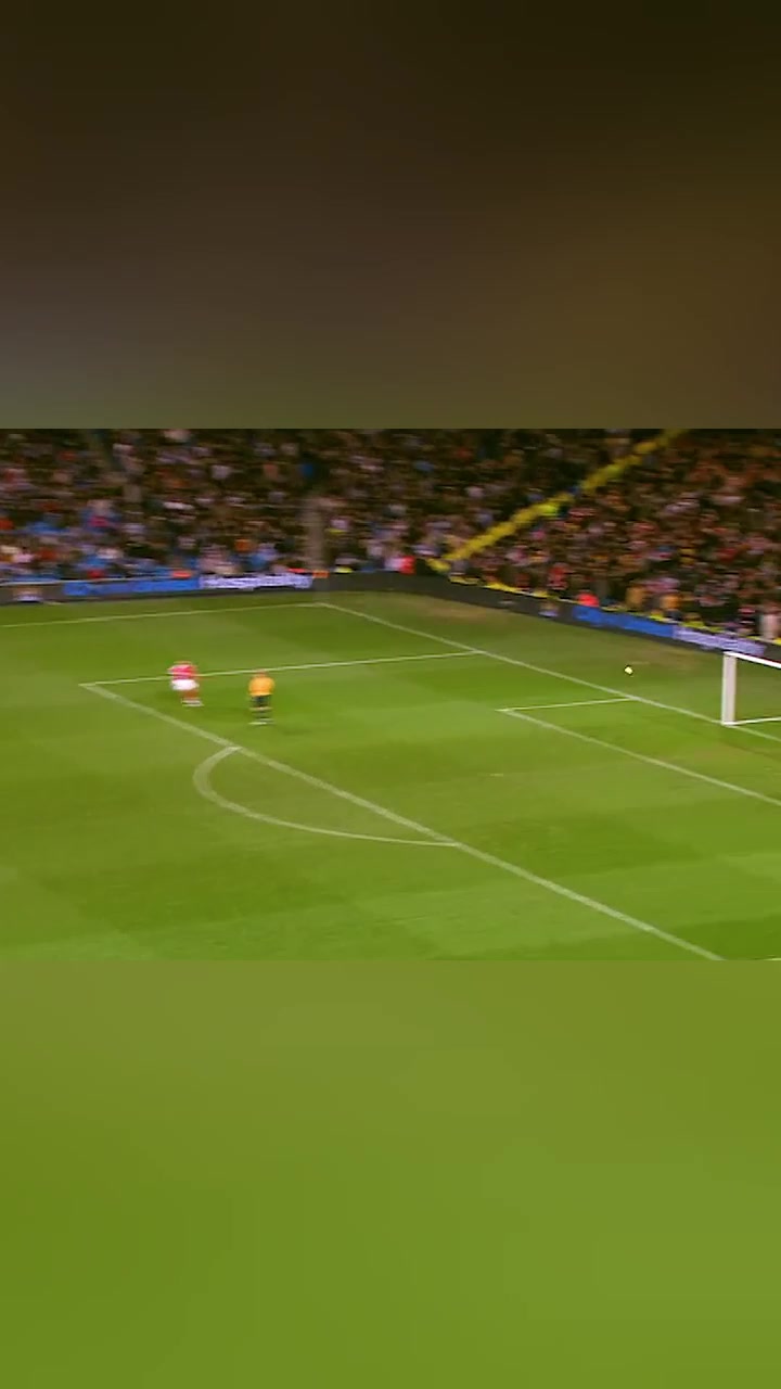 這球算不算范佩西直接搶斷門將破門