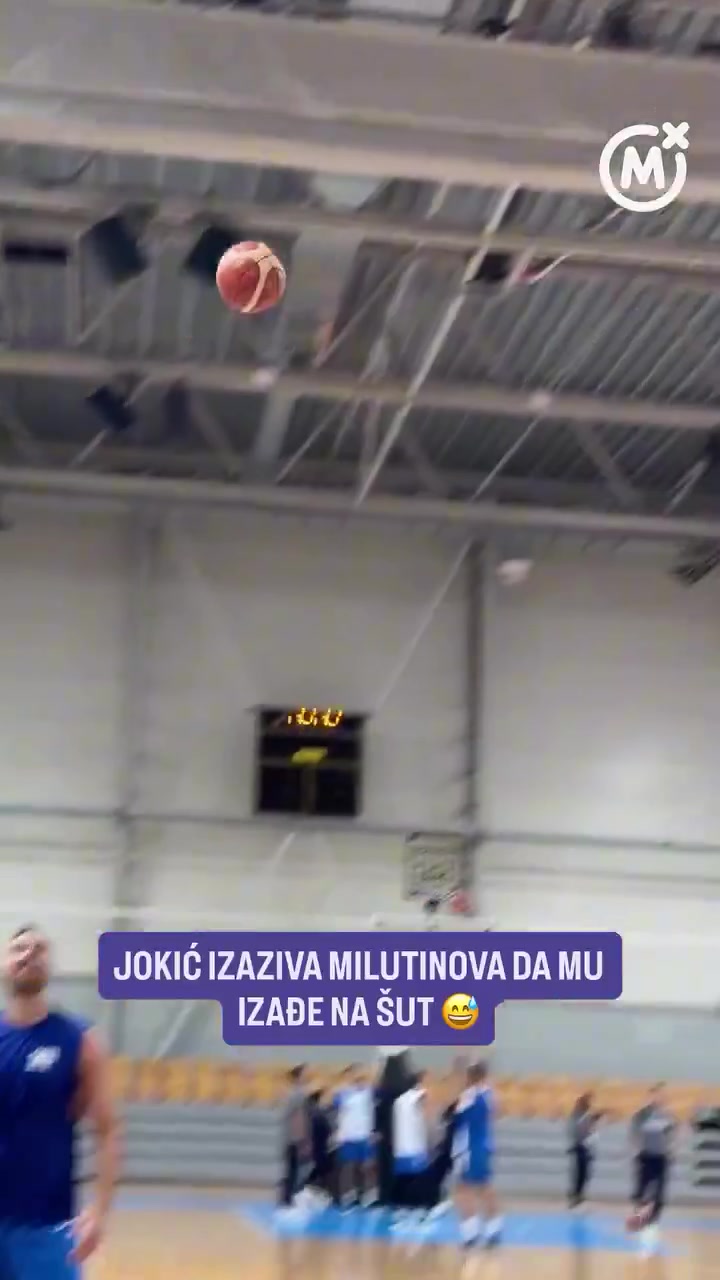 輕松備戰(zhàn)看看約基奇的三分訓練這手感真柔和啊