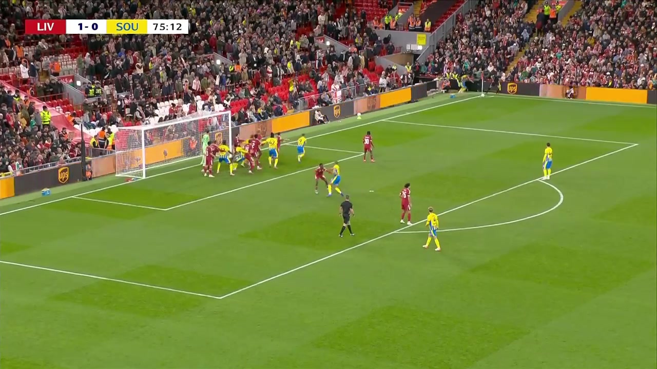 離譜失誤遠藤航頭球解圍送禮查爾斯破門利物浦1-1遭圣徒扳平