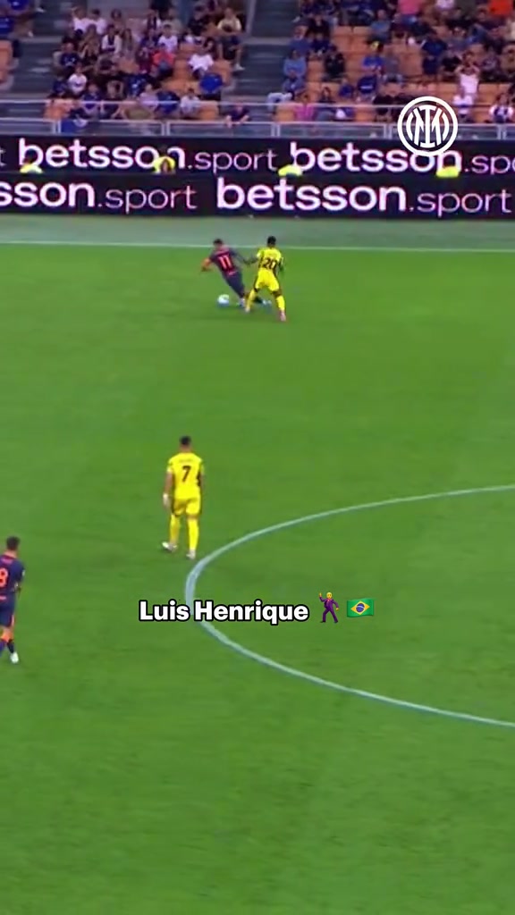 國米官推怒贊新援恩里克這次調頭讓對手摸不著頭腦