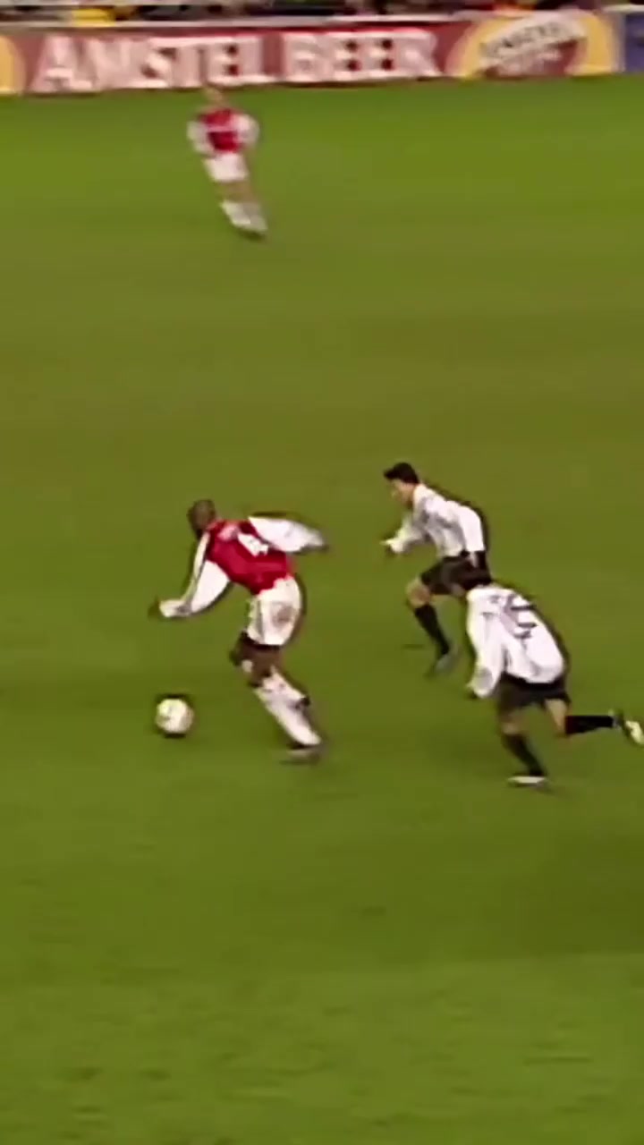 攻守兼?zhèn)鋷p峰維埃拉全能戰(zhàn)士無(wú)人能擋