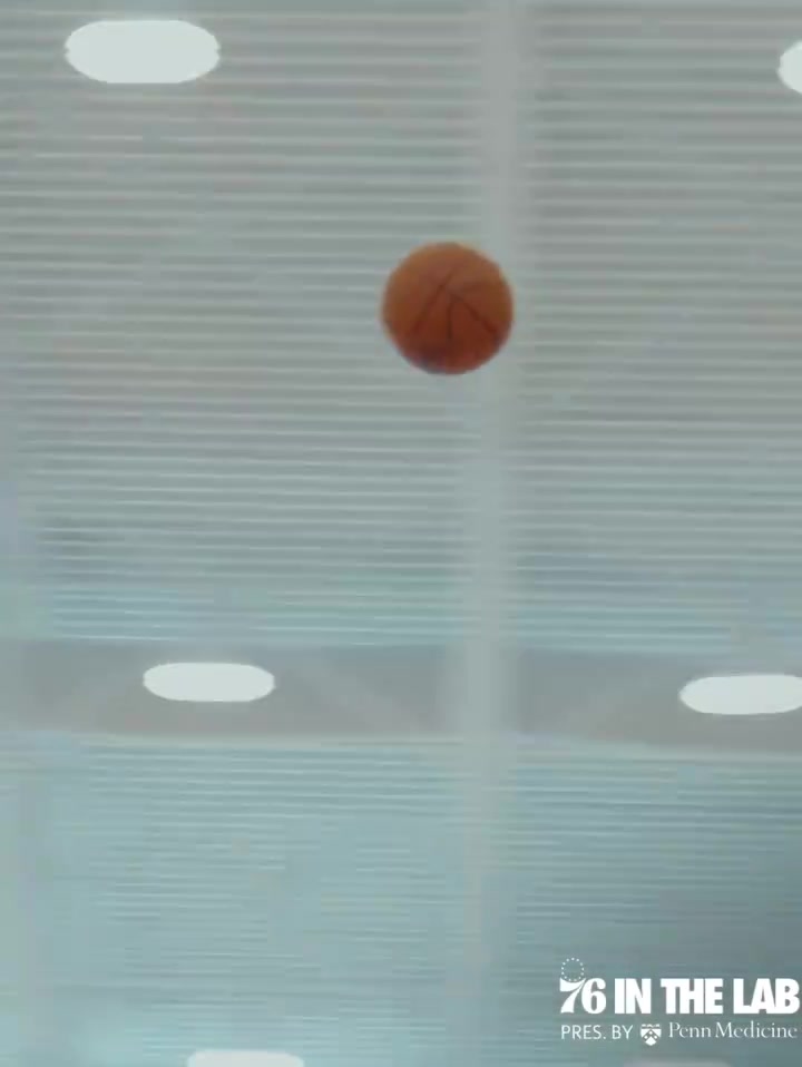 76人恩比德與喬治已經(jīng)開始訓(xùn)練期待他們的表現(xiàn)