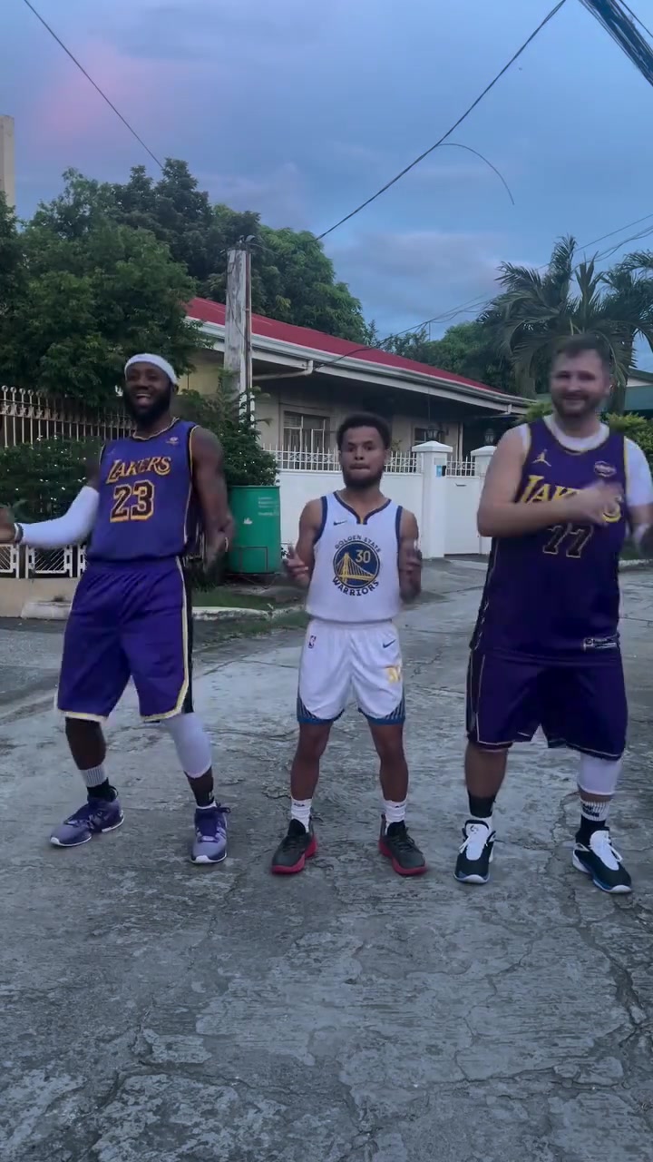 菲律賓詹姆斯庫里東契奇這三個人越看越像是怎么回事