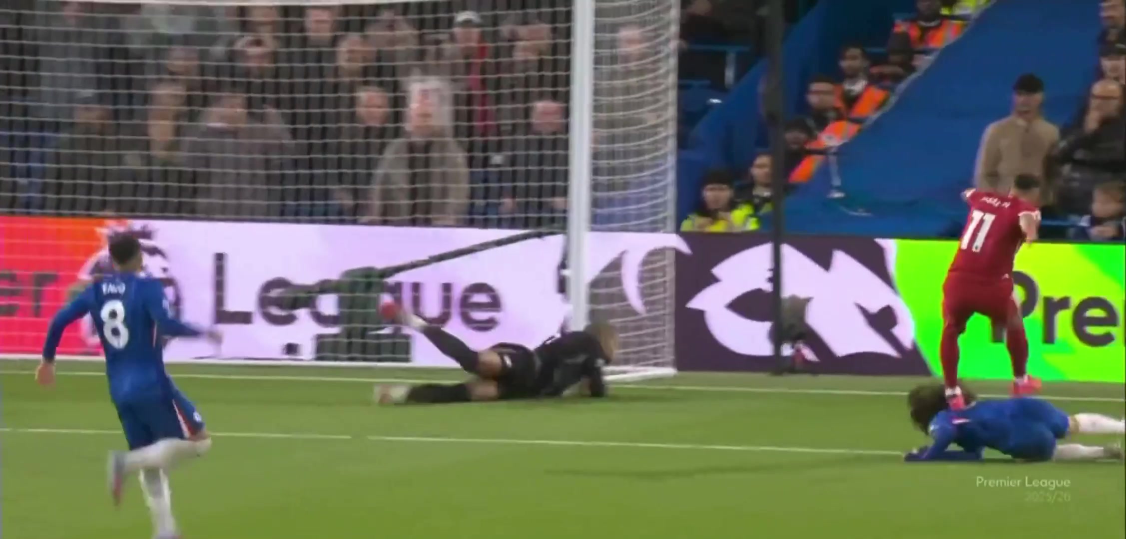 國外球迷這球薩拉赫都不進(jìn)維爾茨受到了不公平的批評(píng)