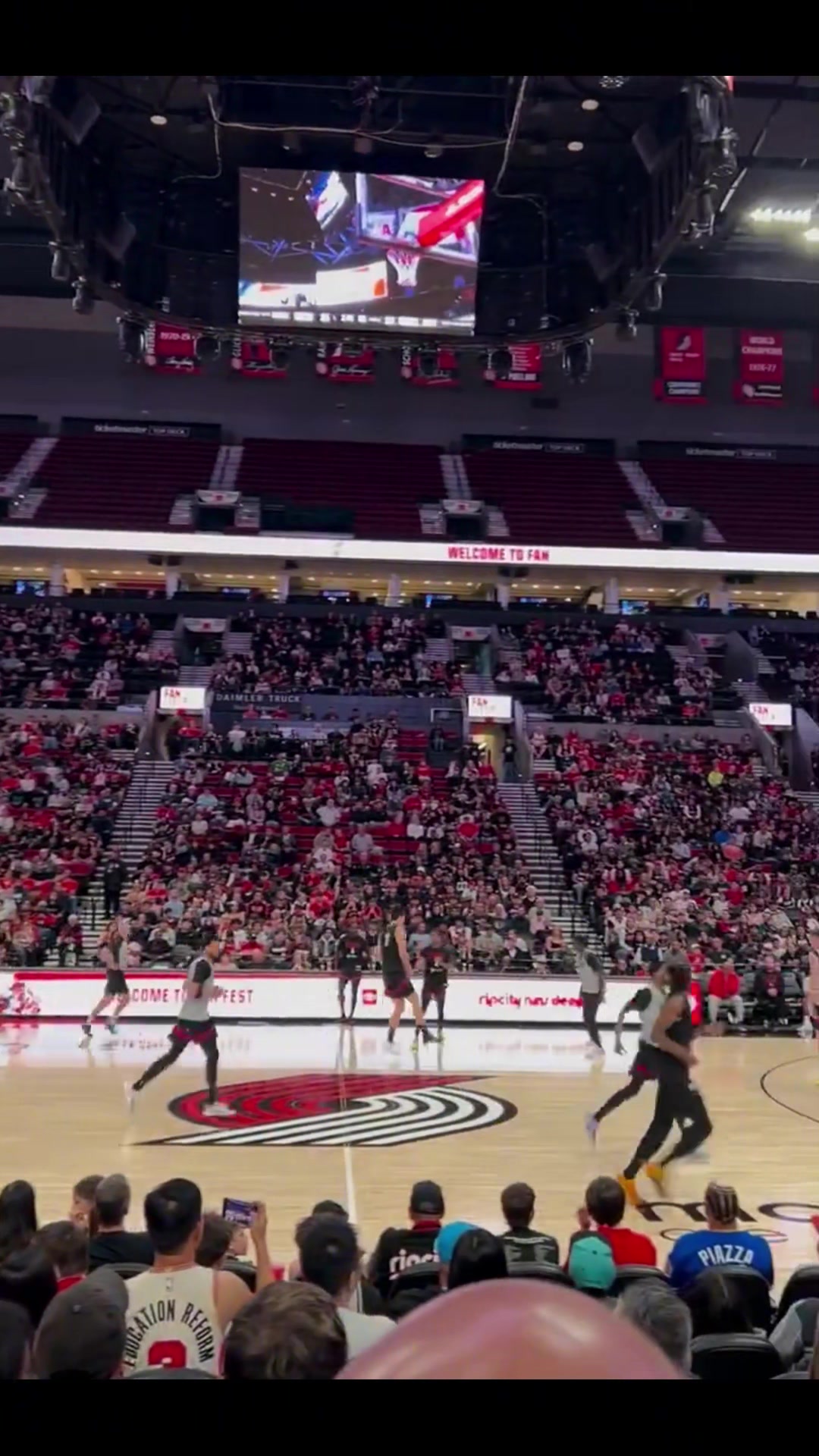 強(qiáng)勢(shì)回應(yīng)楊瀚森擋拆順下迎著克林根正面上籃打板21