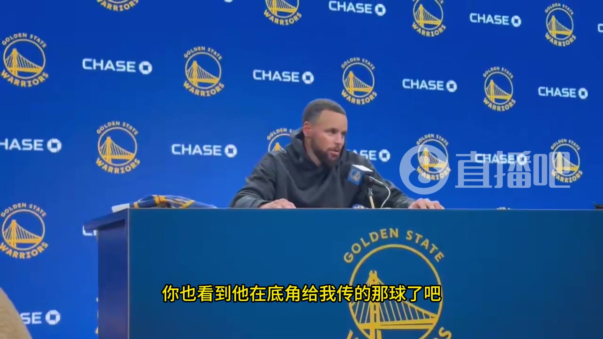 勇士首秀庫里霍福德作為5號位非常全面我和他的默契不可言喻