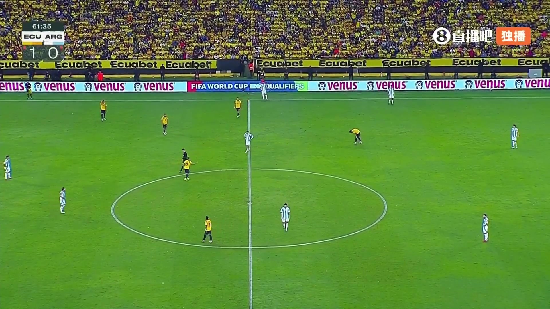 傳承梅西18歲零23天的馬斯坦托諾成為阿根廷最年輕10號(hào)