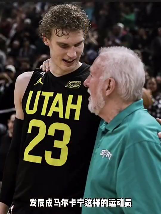 楊毅易建聯(lián)身體素質(zhì)好投籃準(zhǔn)爆發(fā)力夠但他成不了馬爾卡寧