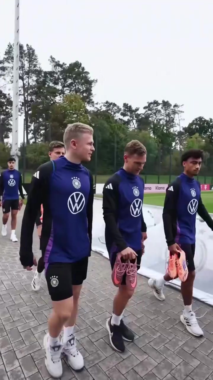 歡樂德國隊(duì)訓(xùn)練小記世界杯預(yù)選賽備戰(zhàn)盧森堡