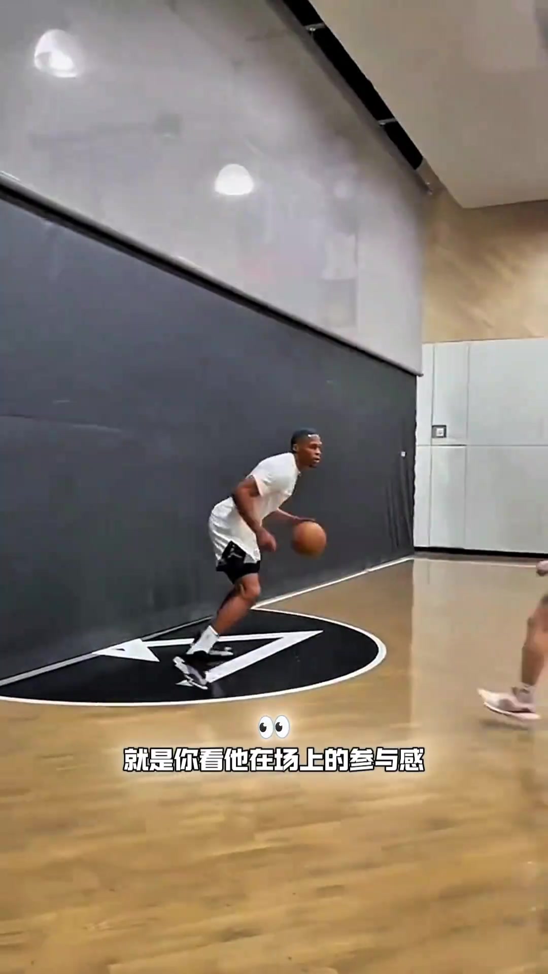 生涯轉折點楊毅威少在湖人失去了信心和勁頭