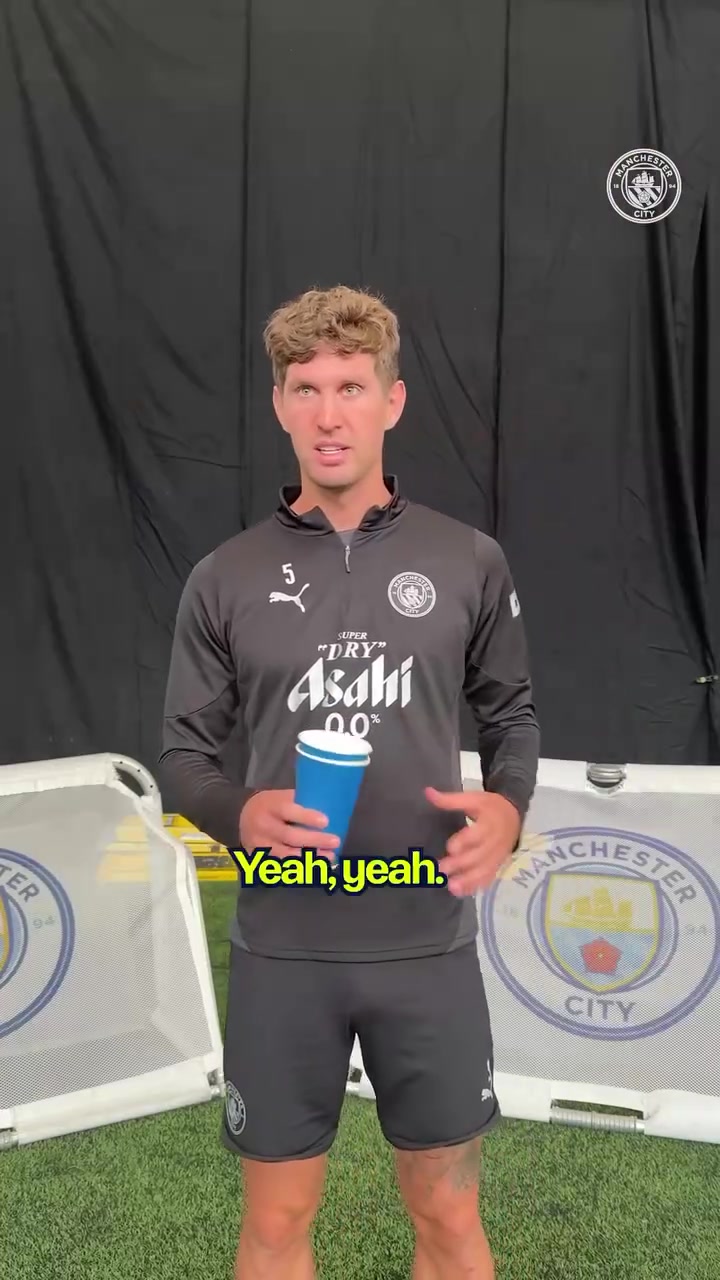 太治愈了曼城球員接杯子的小游戲這是誰發(fā)明的天才游戲