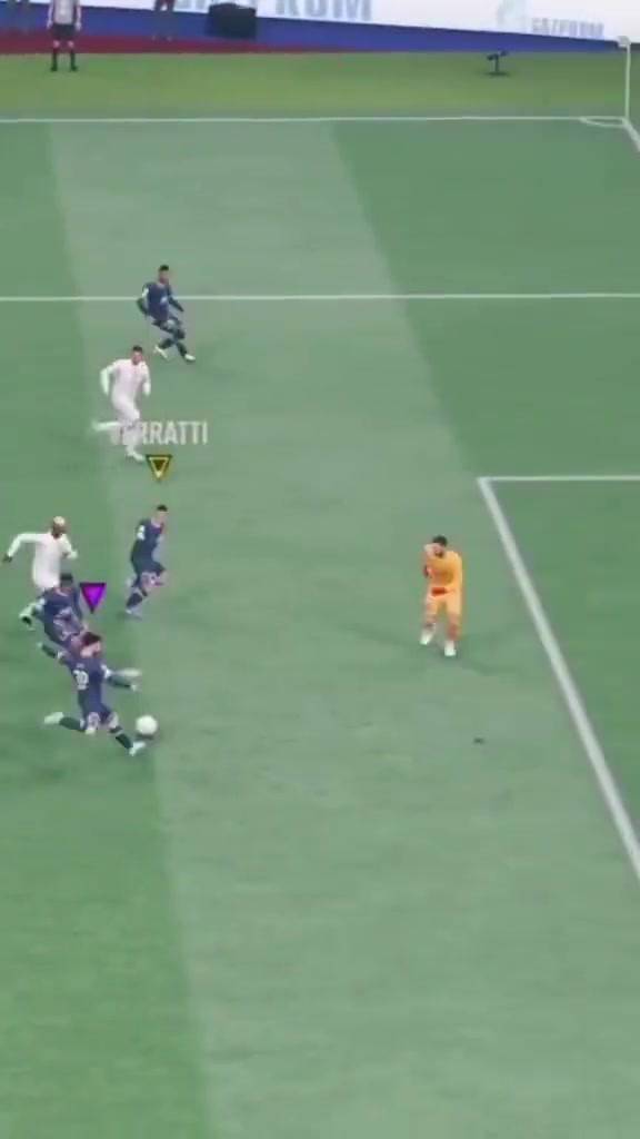 這倆關(guān)系是真好啊名場面姆巴佩游戲中用梅西打進(jìn)一球