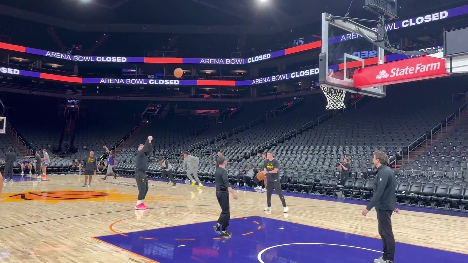 手感柔和東契奇投籃訓(xùn)練中 今晚將迎來季前賽首秀