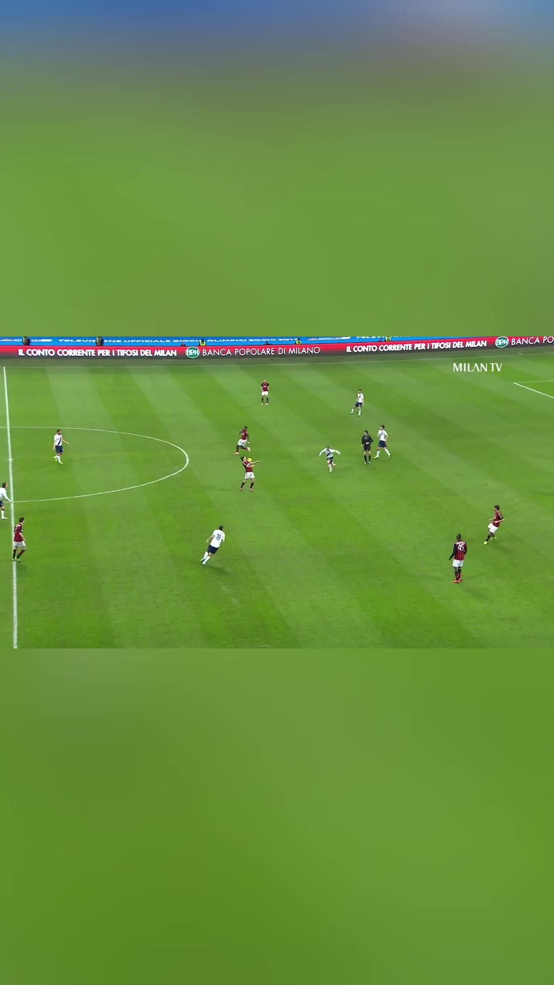 脖子以下世界級(jí)巴洛特利米蘭時(shí)期轟進(jìn)的超級(jí)無(wú)解世界波