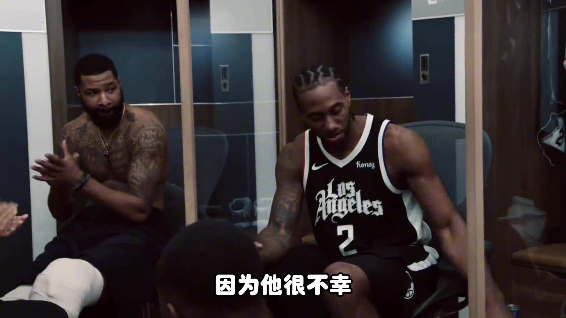 楊毅小卡健康時(shí)也沒多厲害 大多數(shù)還是不健康 作為爭冠核心讓人失望